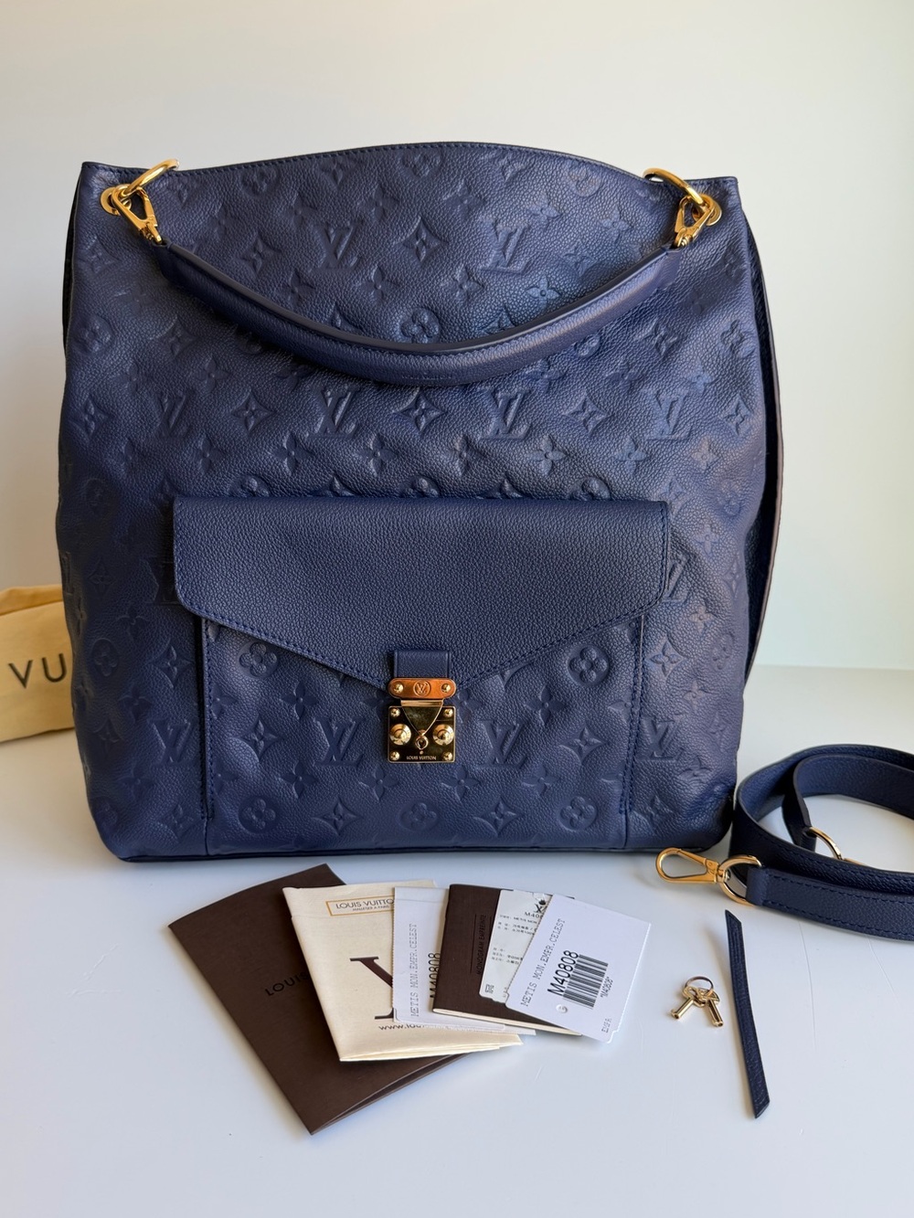 Authentic Louis Vuitton Hobo Métis Celeste Blue Empreinte Leather 2 Way Handbag